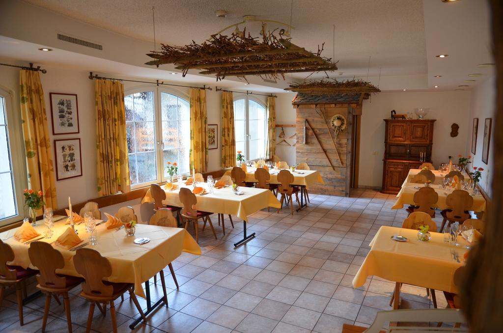 Hotel Arkanum Salgesch Экстерьер фото